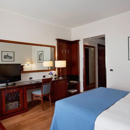 Starhotels Excelsior Bologna Esterno foto