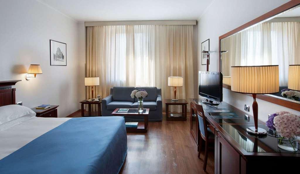 Starhotels Excelsior Bologna Camera foto
