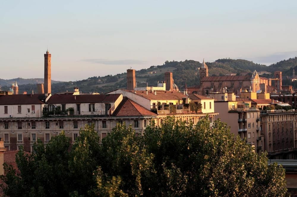 Starhotels Excelsior Bologna Esterno foto