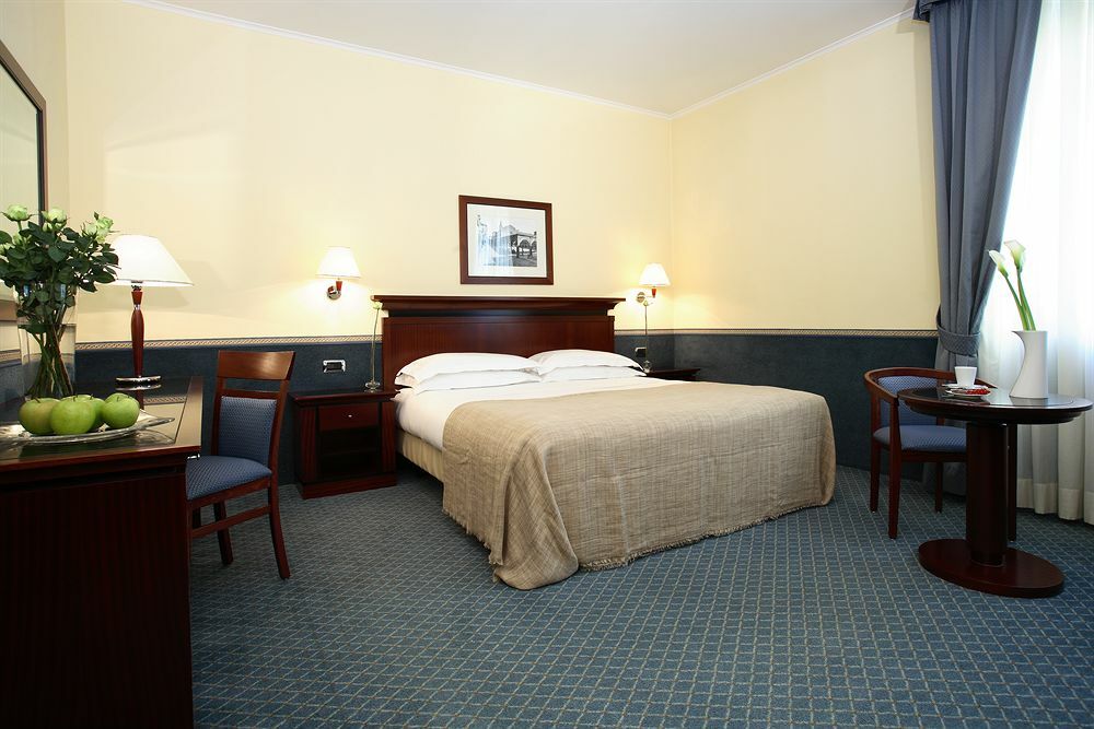 Starhotels Excelsior Bologna Esterno foto